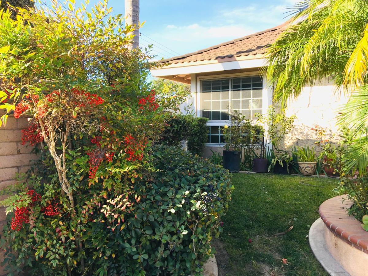 Costa Mesa Homestay - Private Rooms With 2 Shared Baths And Hosts Onsite Eksteriør bilde